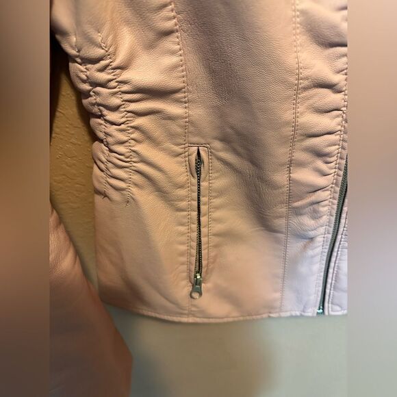 Baccini Faux Leather Jacket - Picture 4 of 10